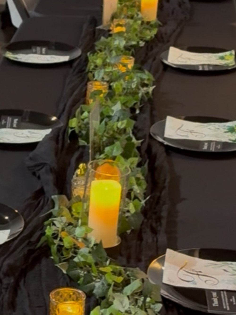 Crinkled Black Table Runner - Picture 5 of 5